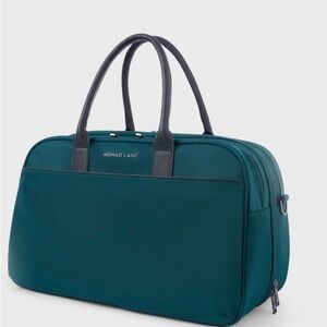 Perfect condition - Nomad Lane Bento Bag in pine green 💚